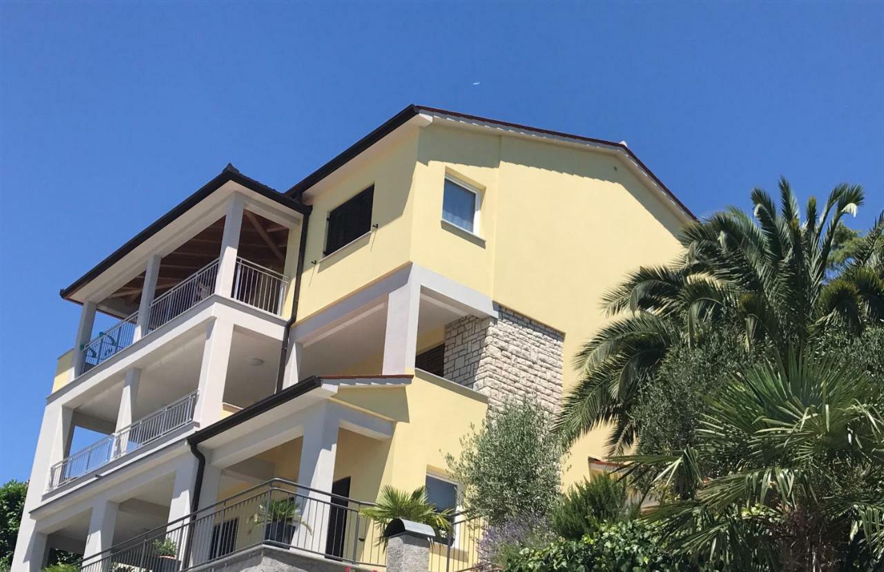 Apartments Supra Mare Рабац Экстерьер фото