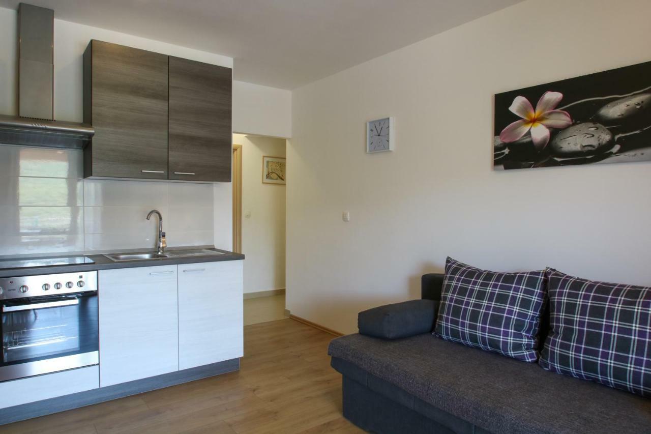 Apartments Supra Mare Рабац Экстерьер фото